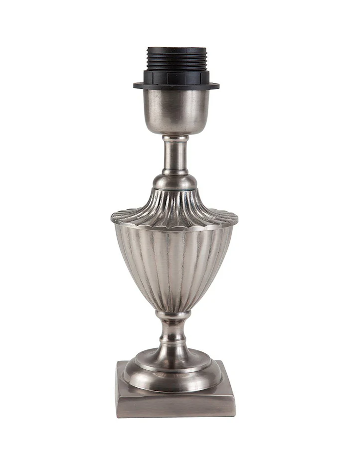 Pollino Lampfot Antiksilver 24cm