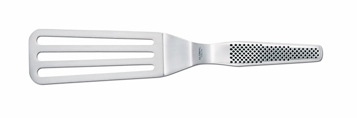 Stekspade perforerad 27cm