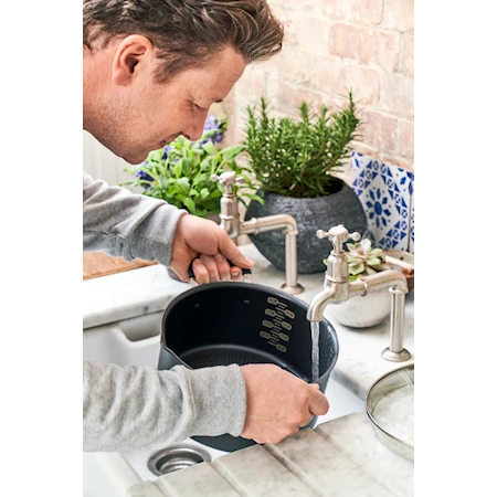 Casseruola Jamie Oliver Quick & Easy anodizzato duro con coperchio 5,2L 