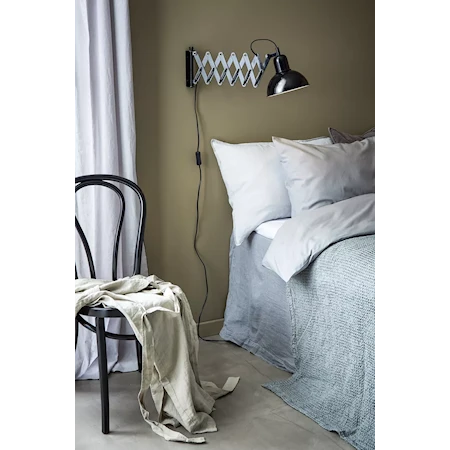 Riggs vegglampe, svart