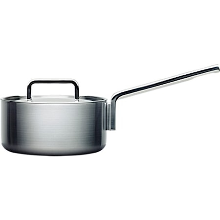 Tools Saucepan with lid 2,0 L