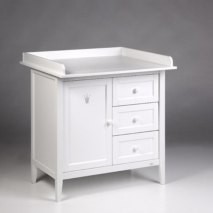 Royal Changing Table with Drawers and Crown