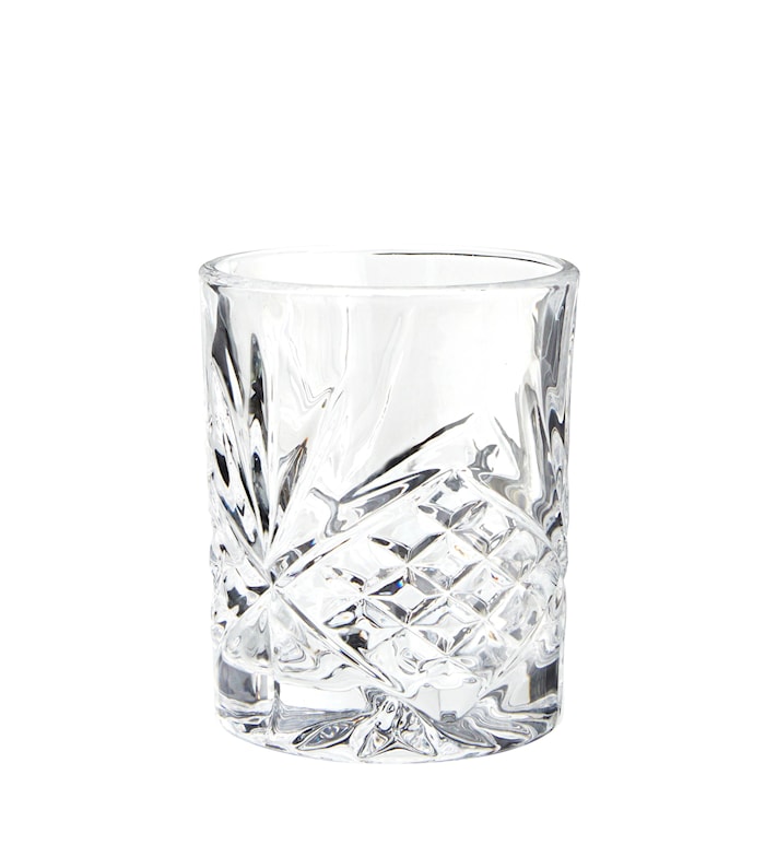 Drinking glass diameter of 8 cm